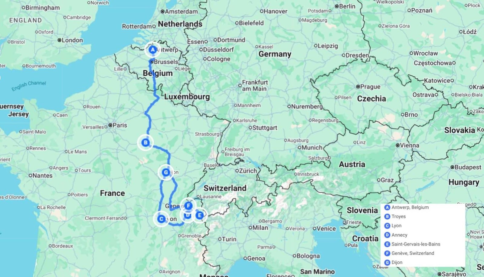 ruta de carretera por francia hasta montañas mont blanc